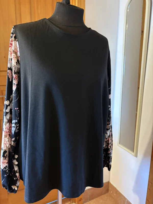 Nagyméretű női tunika