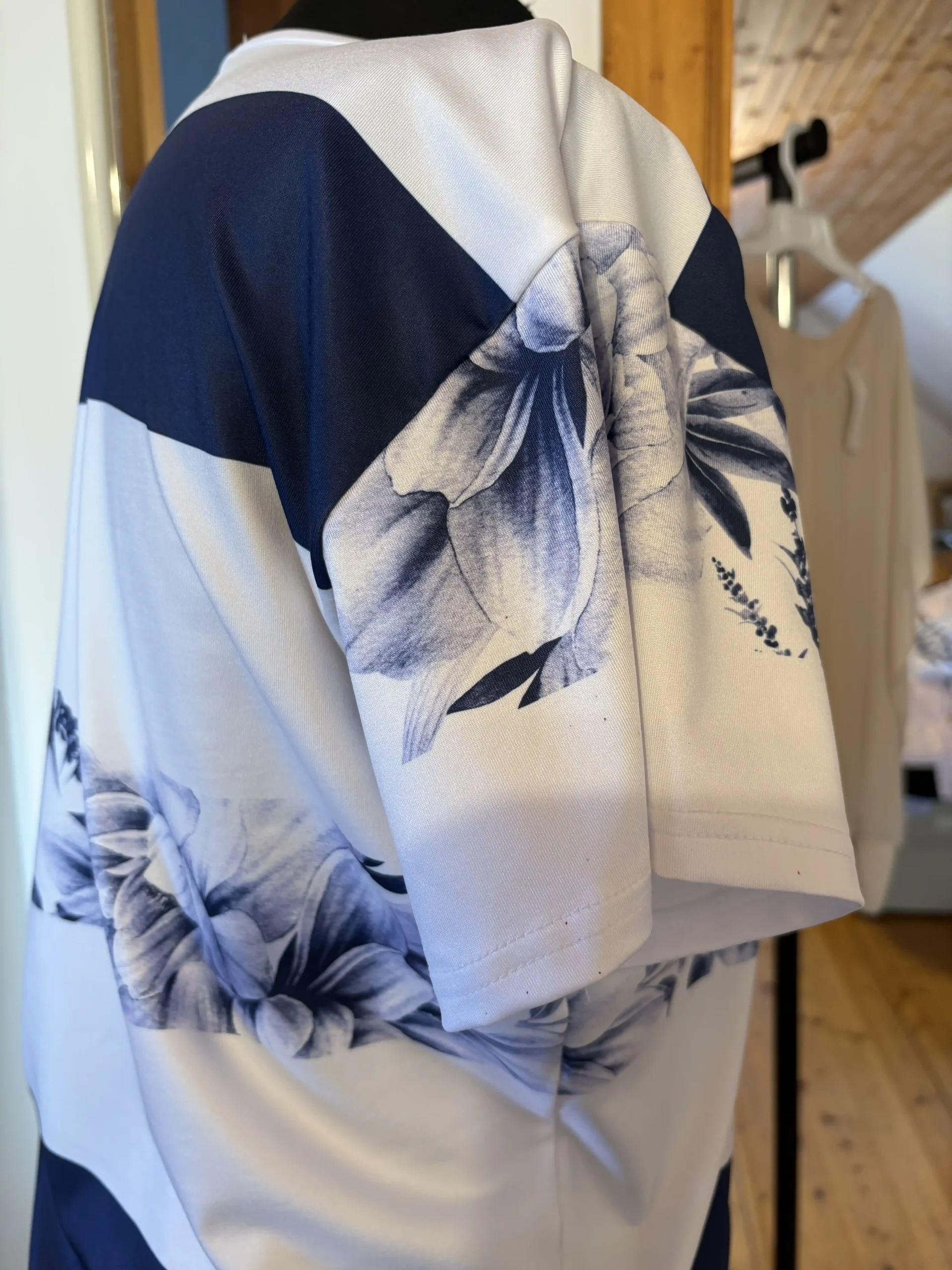 Plus size Manti felső - Image 4