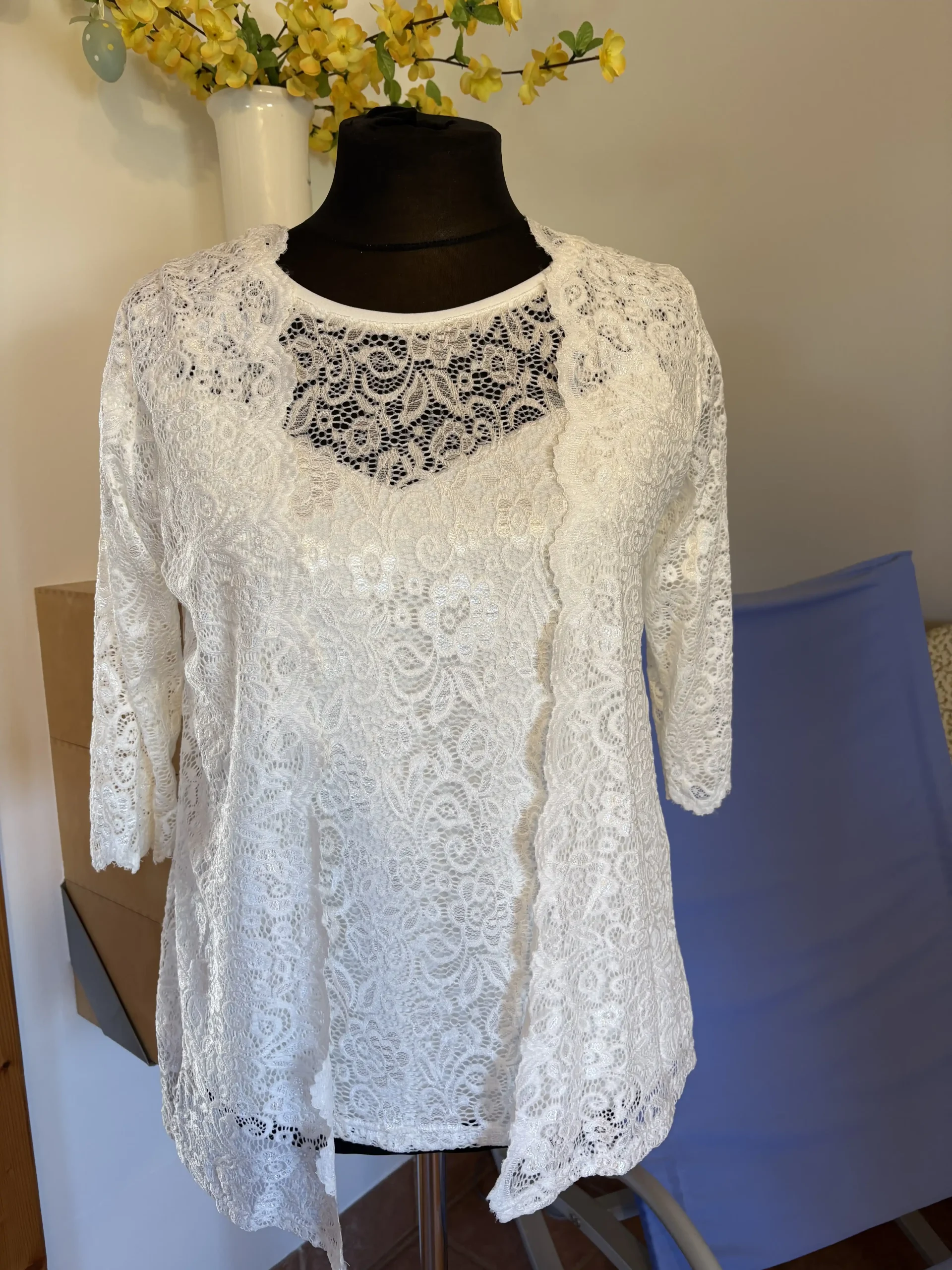 Felső + boleró 2 részes csipkés alkalmi szett Zita Fashion