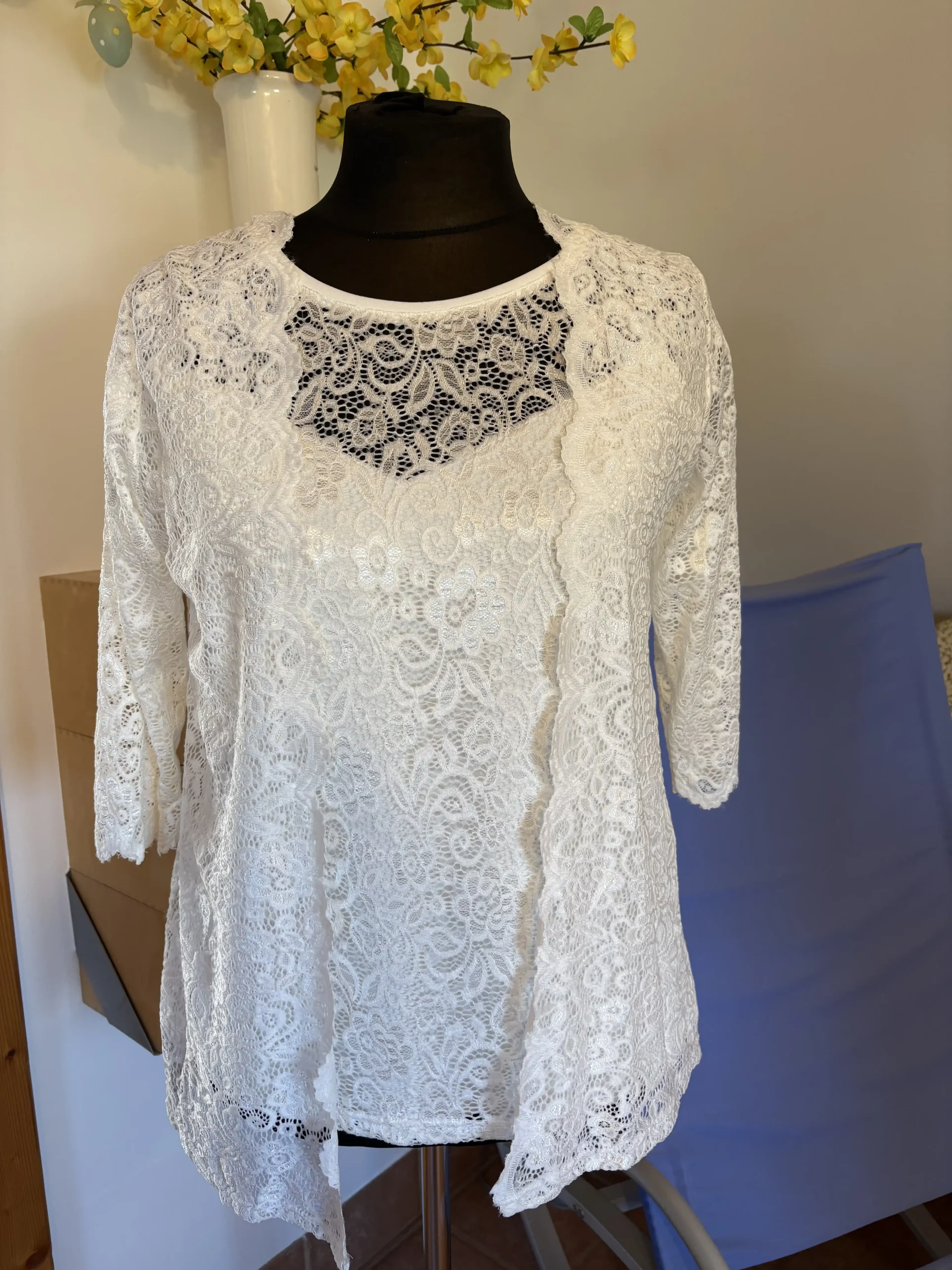 Felső + boleró 2 részes csipkés alkalmi szett Zita Fashion - Image 3