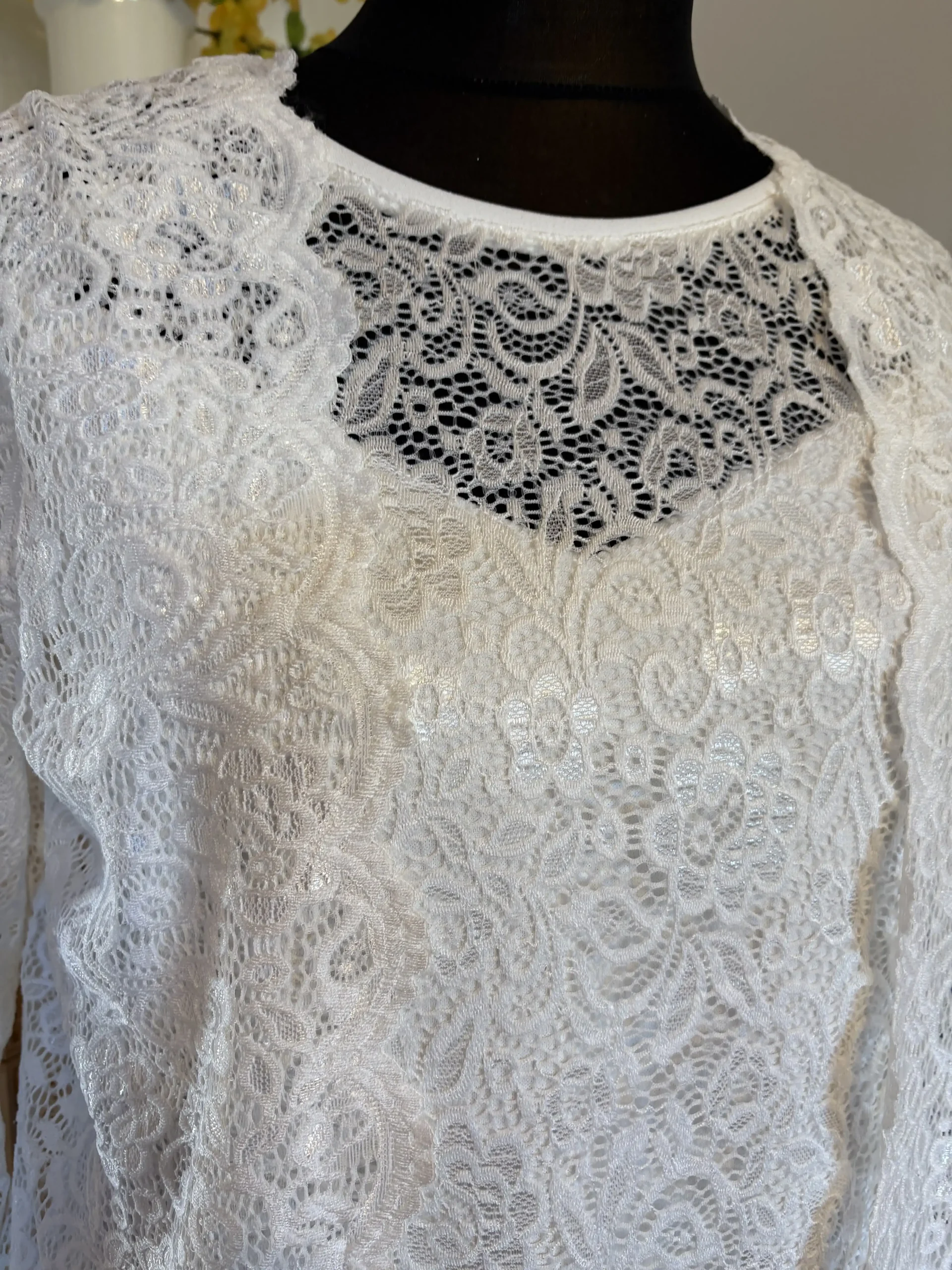 Felső + boleró 2 részes csipkés alkalmi szett Zita Fashion - Image 4