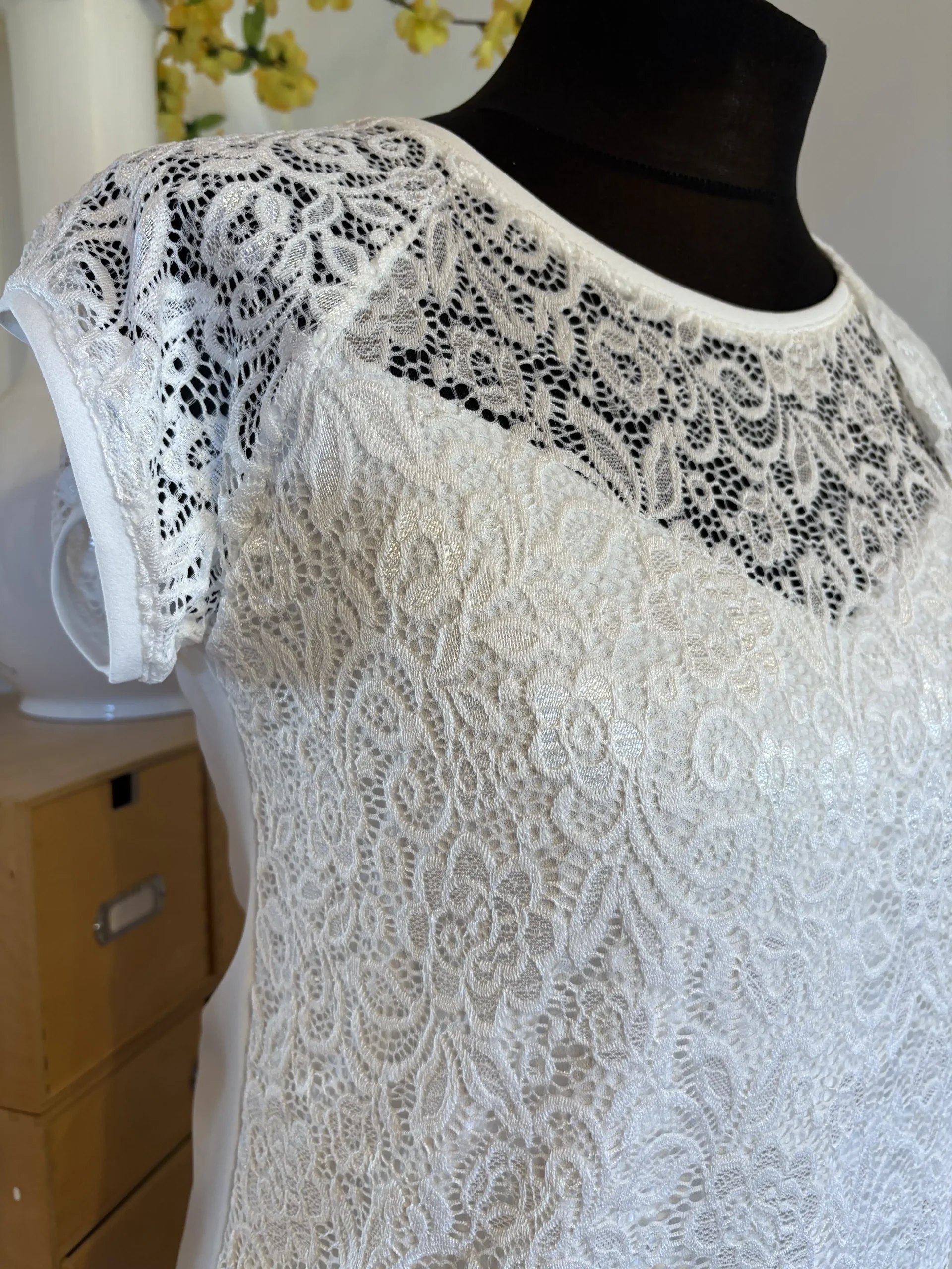 Felső + boleró 2 részes csipkés alkalmi szett Zita Fashion - Image 5