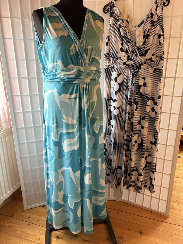 Zita Fashion ujjatlan maxi ruha extra méretben